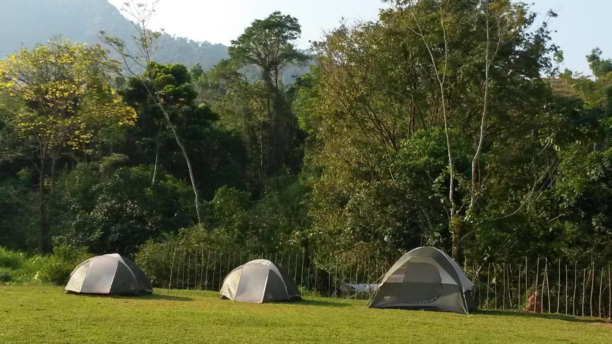 Hilamito Lodge Tela Exterior foto